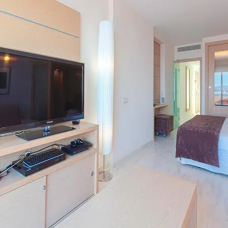 Sirenis Seaview Country Club